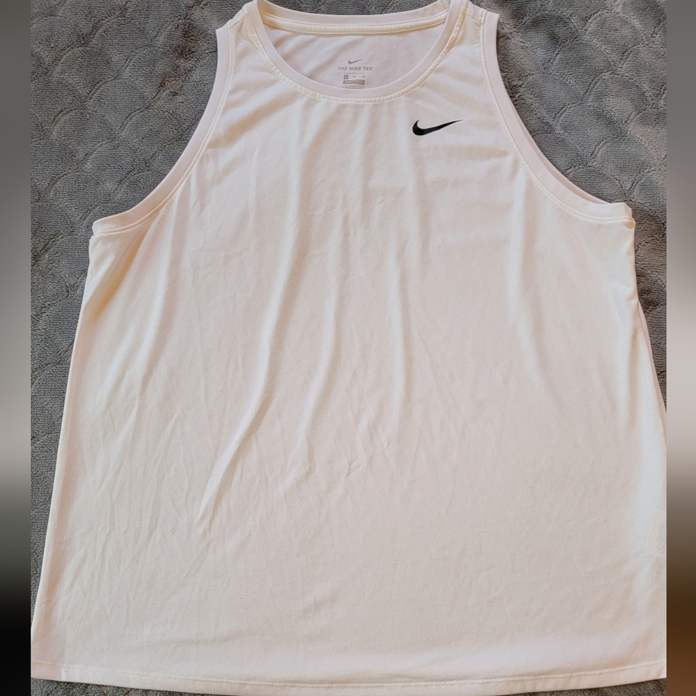 XL Women's Nike White Dri Fit Tank